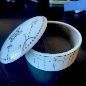 Jewelry case from Harry Winston